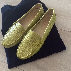 Tod’s crocodile leather 9.5